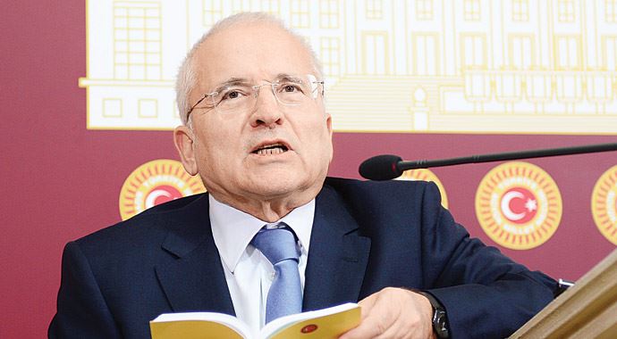 'Tekke ve Zaviyeler yasağı kalkmalı'
