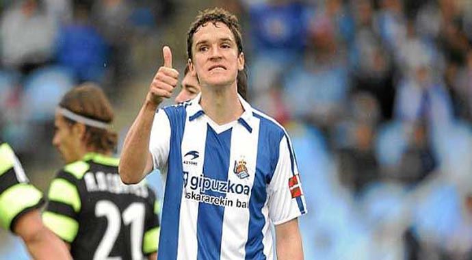 Ansotegi 1 yıl daha Real Sociedad'da