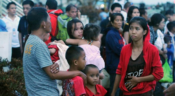 Filipinler'de ölü sayısı bin 833'e yükseldi Filipinler'de ölü sayısı bin 833'e yükseldi