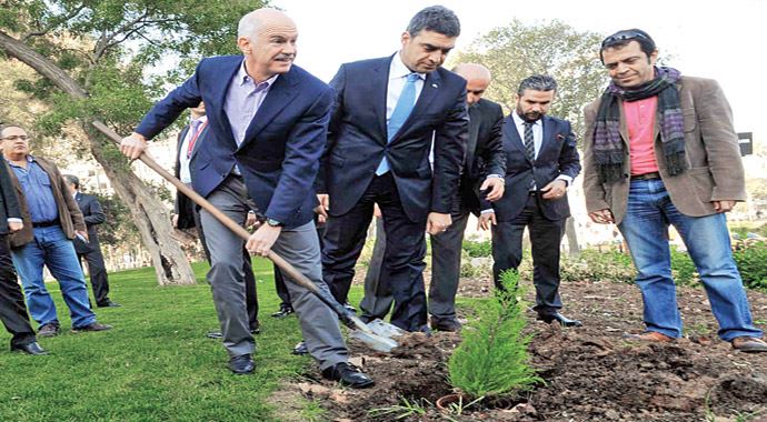Papandreu 'Gezi'ci oldu Papandreu 'Gezi'ci oldu