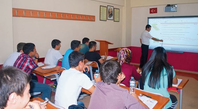 1000&#039;e yakın dersane kapandı