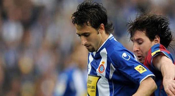 Sevilla'da Nicolas Pareja sakatlandı Sevilla'da Nicolas Pareja sakatlandı
