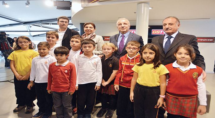 Ünal Aysal&#039;dan ilginç ifadeler