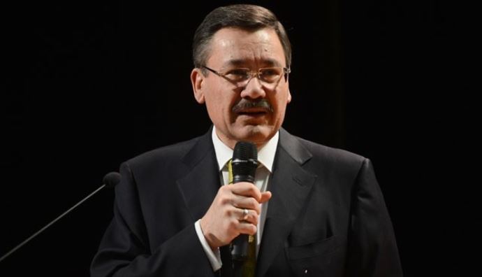 Melih Gökçek, 'Sarıgül Kılıçdaroğlu'nu üç paralık etti' Melih Gökçek, 'Sarıgül Kılıçdaroğlu'nu üç paralık etti'