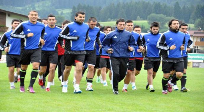 Gaziantepspor'u yardımcı hoca çalıştırdı Gaziantepspor'u yardımcı hoca çalıştırdı