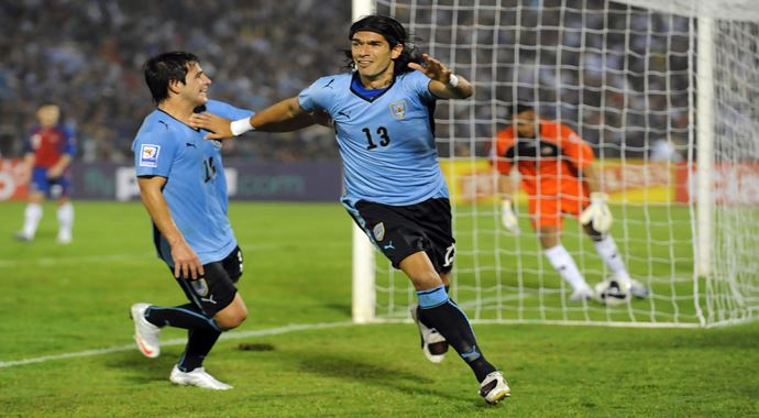 Uruguay, 2014 Dünya Kupası&#039;na çok yaklaştı