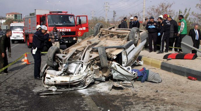 Gaziantep'te feci trafik kazası, 2 ölü çok sayıda yaralı var