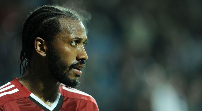 Fenerbahçe'den Fernandes yalanlaması Fenerbahçe'den Fernandes yalanlaması