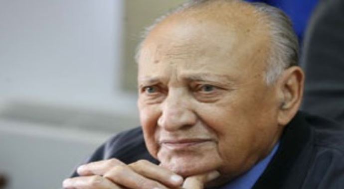 Kıbrıslı Rum lider Glafkos Klerides hayatını kaybetti Kıbrıslı Rum lider Glafkos Klerides hayatını kaybetti