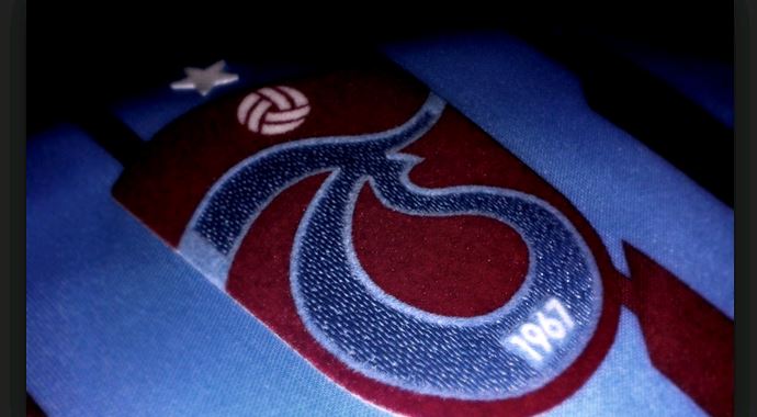 TFF üyesi Taylan Üner, 'Trabzonspor UEFA'ya başvurmalı' TFF üyesi Taylan Üner, 'Trabzonspor UEFA'ya başvurmalı'