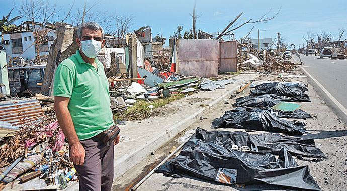 Felaketi yaşayan Filipinler kan ağlıyor Felaketi yaşayan Filipinler kan ağlıyor