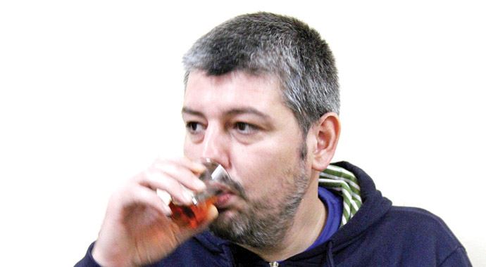 Fevzi&#039;nin yardımına efsaneler koştu