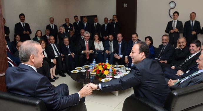 Başbakan Erdoğan, Diyarbakır'da Osman Baydemir ile görüştü Başbakan Erdoğan, Diyarbakır'da Osman Baydemir ile görüştü