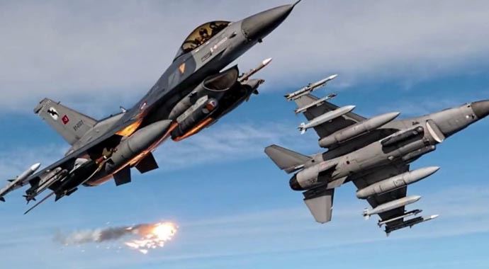 Suriye uçağı Türk F-16&#039;ları ile engellendi
