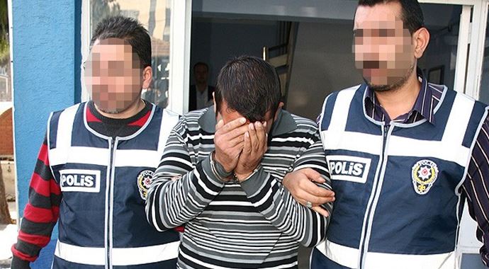 Gişe görevlisi zimmet suçlamasıyla gözaltına alındı Gişe görevlisi zimmet suçlamasıyla gözaltına alındı