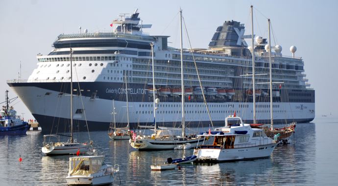 'Celebrity Constellation' Bodrum'da 'Celebrity Constellation' Bodrum'da