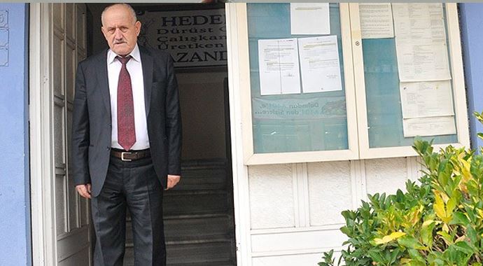 Belediye başkanının makam aracına haciz Belediye başkanının makam aracına haciz