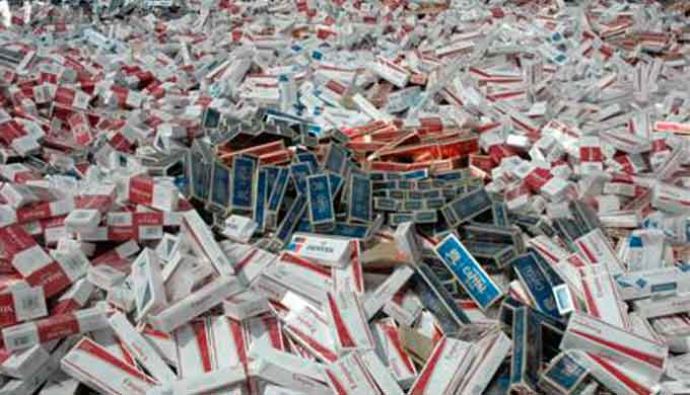 Derin dondurucudan kaçak sigara çıktı