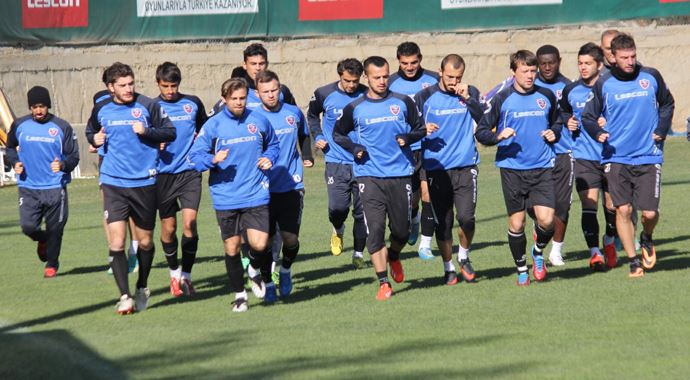 Karabükspor, Akhisar Belediyespor maçına hazırlanıyor