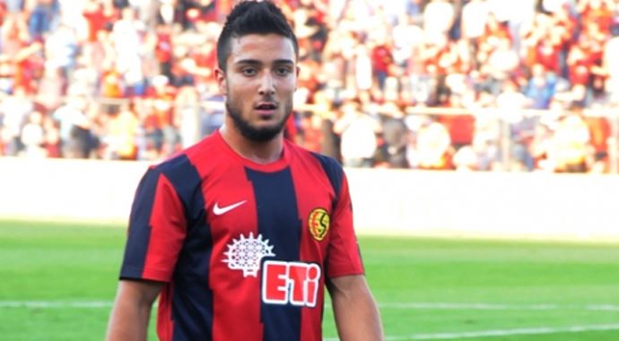 Fenerbahçe ve Galatasaray bu ismin peşinde