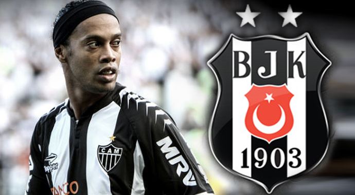 Ronaldinho Beşiktaş'a artık daha yakın Ronaldinho Beşiktaş'a artık daha yakın