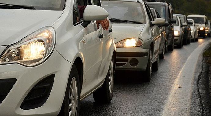Trafikteki araç sayısı 17,7 milyonu geçti Trafikteki araç sayısı 17,7 milyonu geçti