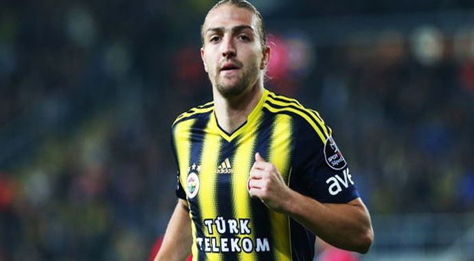 Fenerbahçe&#039;de Caner Erkin ile 3 yıl daha