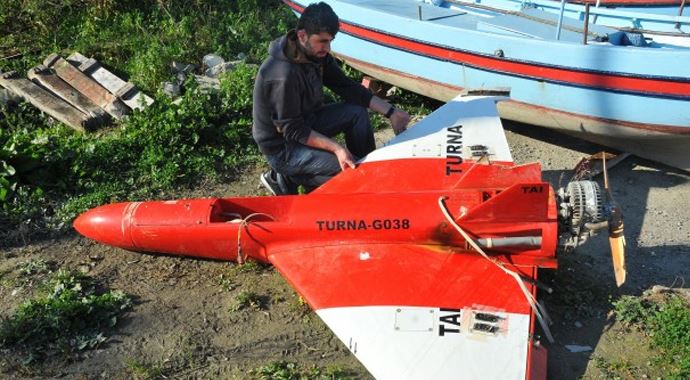 Balıkçıların ağına 'İHA' takıldı Balıkçıların ağına 'İHA' takıldı