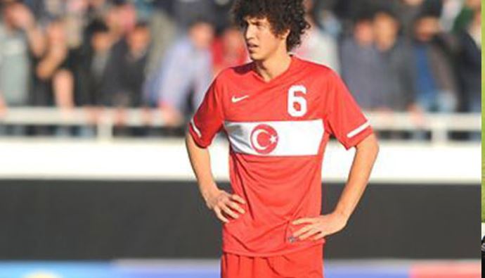 Salih Uçan en beğendiği futbolcuları açıkladı Salih Uçan en beğendiği futbolcuları açıkladı