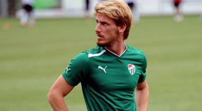 Serdar Aziz, 'Galatasaray beni istiyor' Serdar Aziz, 'Galatasaray beni istiyor'