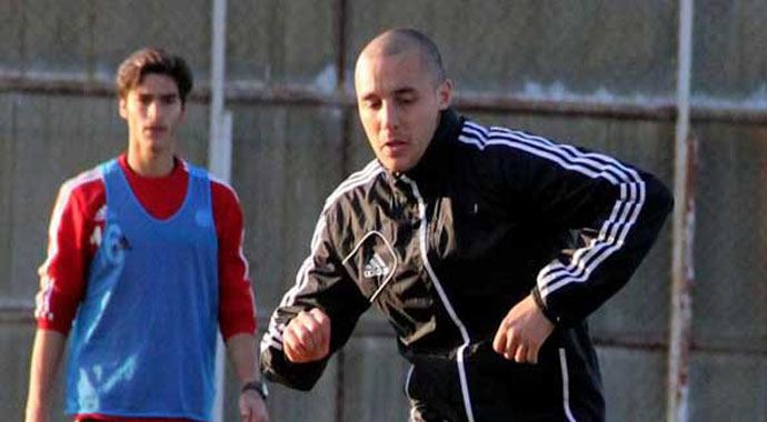 Roberto Carlos, Ziya&#039;nın yerine Eren&#039;i oynatacak