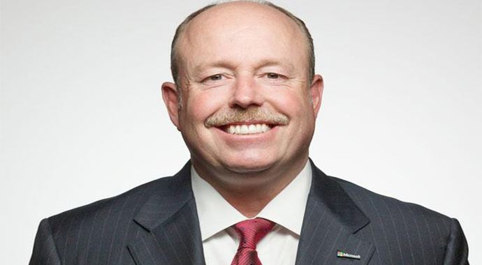 Microsoft'un CEO koltuğuna en yakın isim Kevin Turner Microsoft'un CEO koltuğuna en yakın isim Kevin Turner