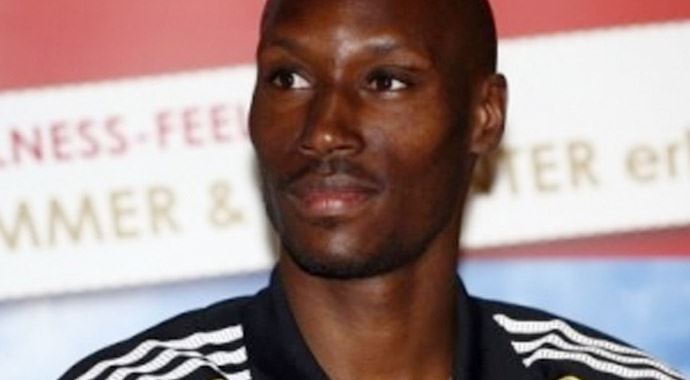 Atiba Hutchinson, 'Ayağımı kapıya dayadım' Atiba Hutchinson, 'Ayağımı kapıya dayadım'