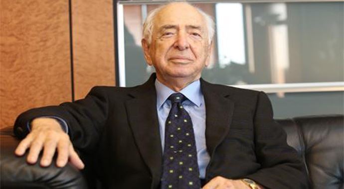 Ertuğrul Kurdoğlu hayatını kaybetti Ertuğrul Kurdoğlu hayatını kaybetti