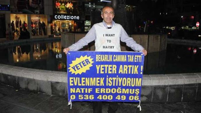 Bekarlık canına tak edince bakın ne yaptı