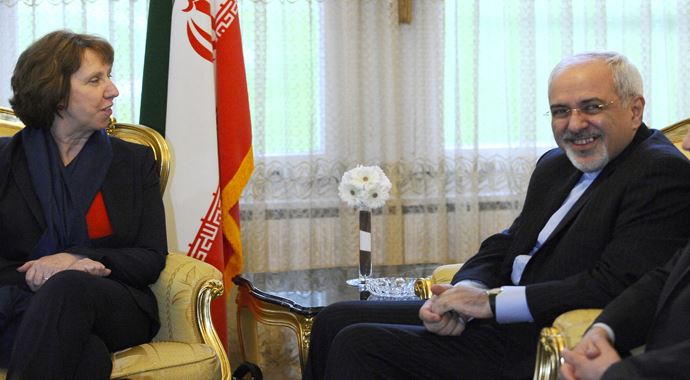Ashton ve Zarif Cenevre'de bir araya geldi Ashton ve Zarif Cenevre'de bir araya geldi
