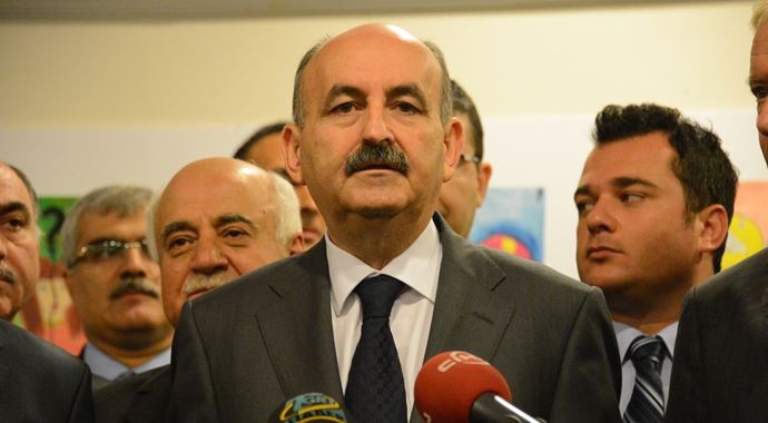 Mehmet Müezzinoğlu, &#039;30 bin hekime ihtiyacımız var&#039;