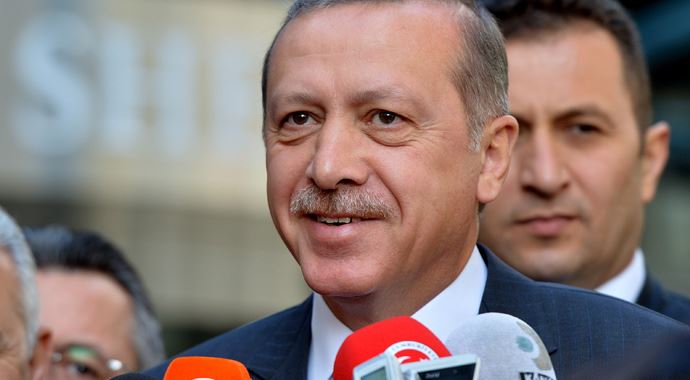 Başbakan Erdoğan, 'Dershane konusunda geri adım söz konusu değil' Başbakan Erdoğan, 'Dershane konusunda geri adım söz konusu değil'