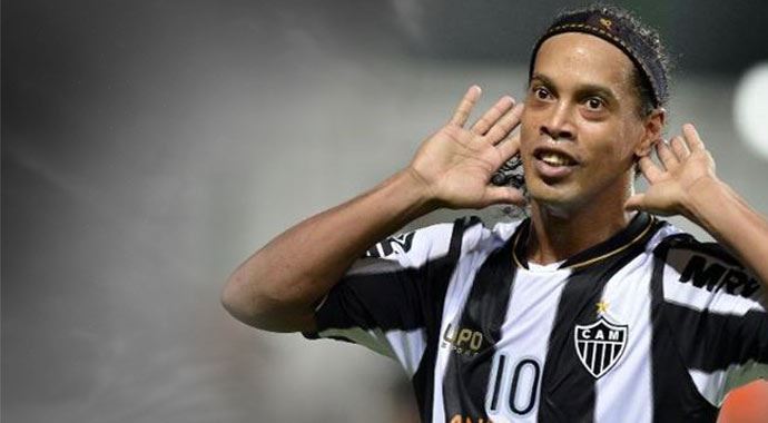 Ronaldinho'nun dönüş tarihi netleşti Ronaldinho'nun dönüş tarihi netleşti