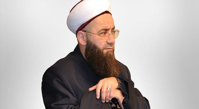 Cübbeli Ahmet hoca kendisine mezar yaptırdı