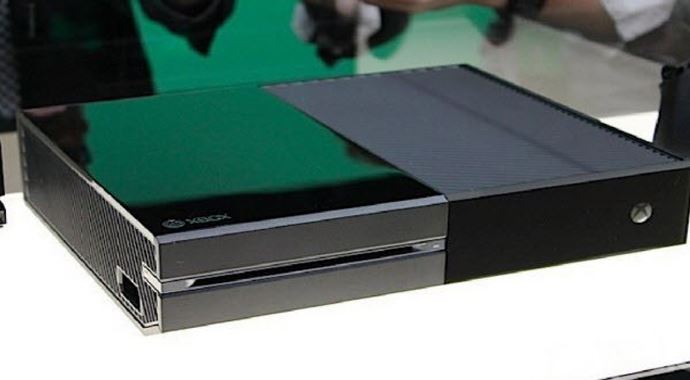 Xbox One satışta, işte fiyatı ve tüm özellikleri