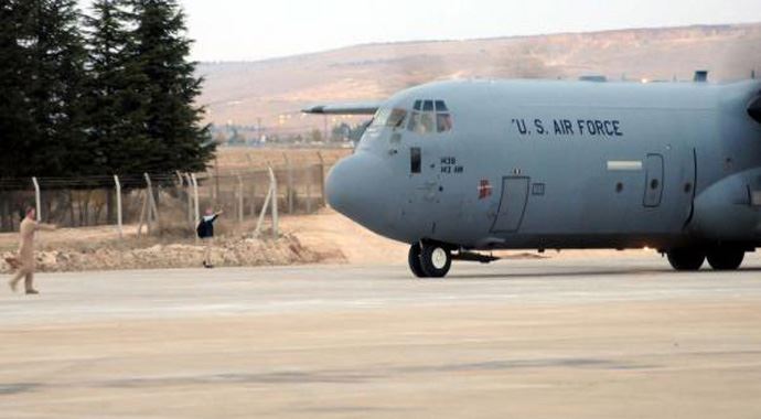Suriyelilere yardım getiren ABD uçakları Gazianetp'te