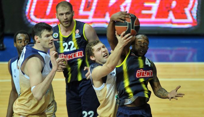 Avrupa'da Fenerbahçe Ülker rüzgarı, TOP 16 garanti