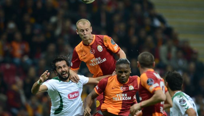 Galatasaray'dan Semih Kaya'ya yeni sözleşme Galatasaray'dan Semih Kaya'ya yeni sözleşme
