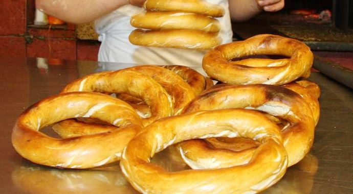 Susam zamlandı simit 'çıplak' kaldı Susam zamlandı simit 'çıplak' kaldı