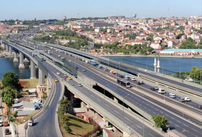 İstanbul'da bugün hangi yollar trafiğe kapatılacak, işte detaylar İstanbul'da bugün hangi yollar trafiğe kapatılacak, işte detaylar