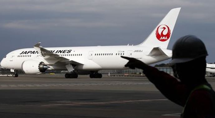 Boeing'e 15 havayolu firmasından uyarı