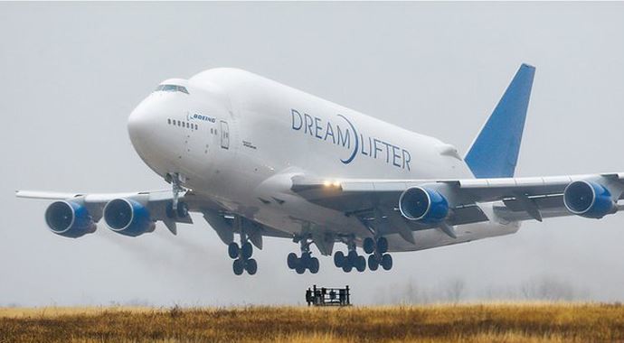 Jumbo Jet küçük pistten havalanmayı başardı Jumbo Jet küçük pistten havalanmayı başardı