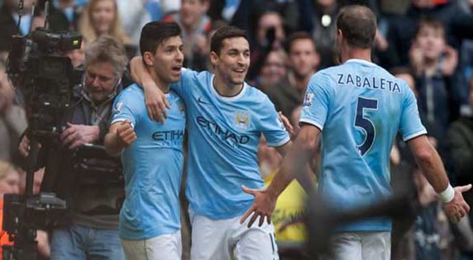 Manchester City, Tottenham'a 6 fark attı Manchester City, Tottenham'a 6 fark attı