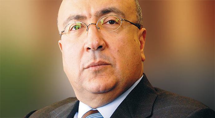 Mısır büyük elçisi eşyalarını topluyor Mısır büyük elçisi eşyalarını topluyor